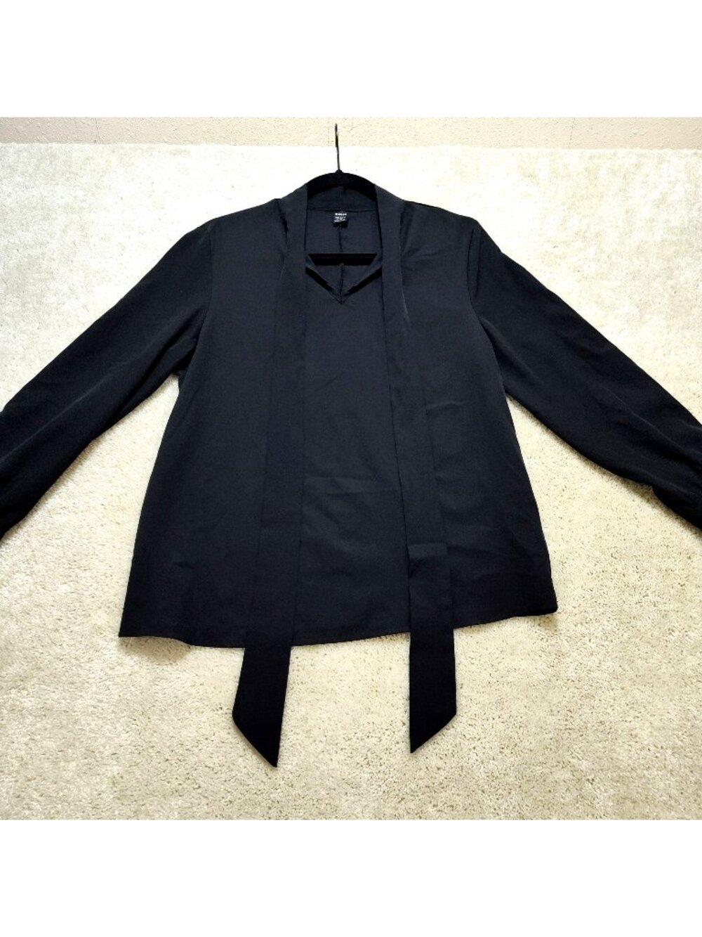 Shein Lavallière Bow Tie-Neck Long Sleeve Blouse V-Neck Tie Detail Small US 4